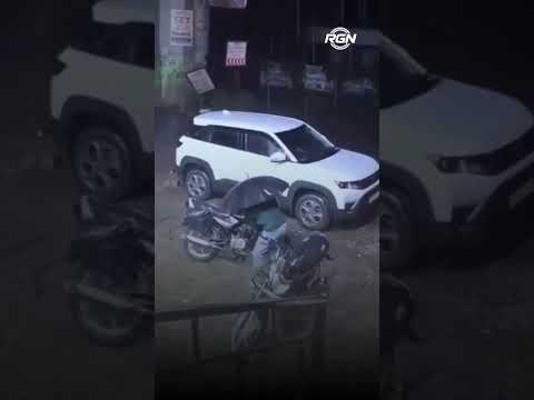 Esse aqui é pra você que curte conteúdo que rende conversa. Vídeo do canal YouTube. A gente não perdeu tempo e trouxe o vídeo "Ladrão de moto leva raio ...