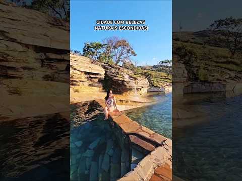 Apareceu esse vídeo do canal YouTube e achamos que você precisa ver. A gente não perdeu tempo e trouxe o vídeo "São Thomé das Letras: paraíso de cachoei...