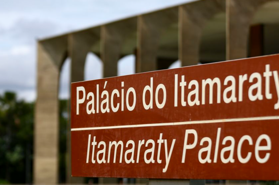O Palácio Itamaraty emitiu, nesta terça-feira (20), uma nota de repúdio contundente contra as recentes declarações do presidente da Argentina, Javier Mi...