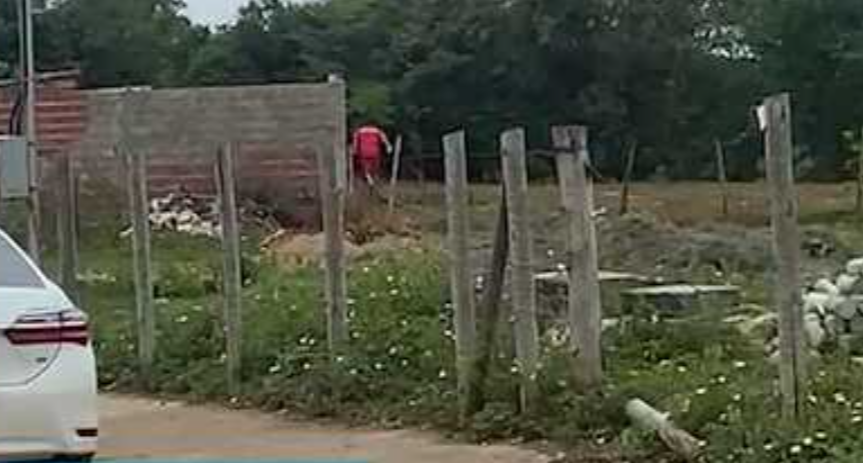 Um detento fugiu pela portaria de um presídio em Governador Valadares, Leste de Minas Gerais, sendo prontamente localizado e recapturado. O incidente, r...