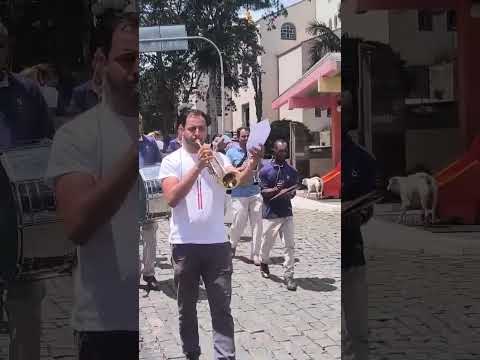 O Portal Minas destaca o 1° Encontro de Bandas de Crucilândia-MG, um evento aguardado para domingo, 18 de outubro de 2026. A produção do Sarzedo Mais Of...