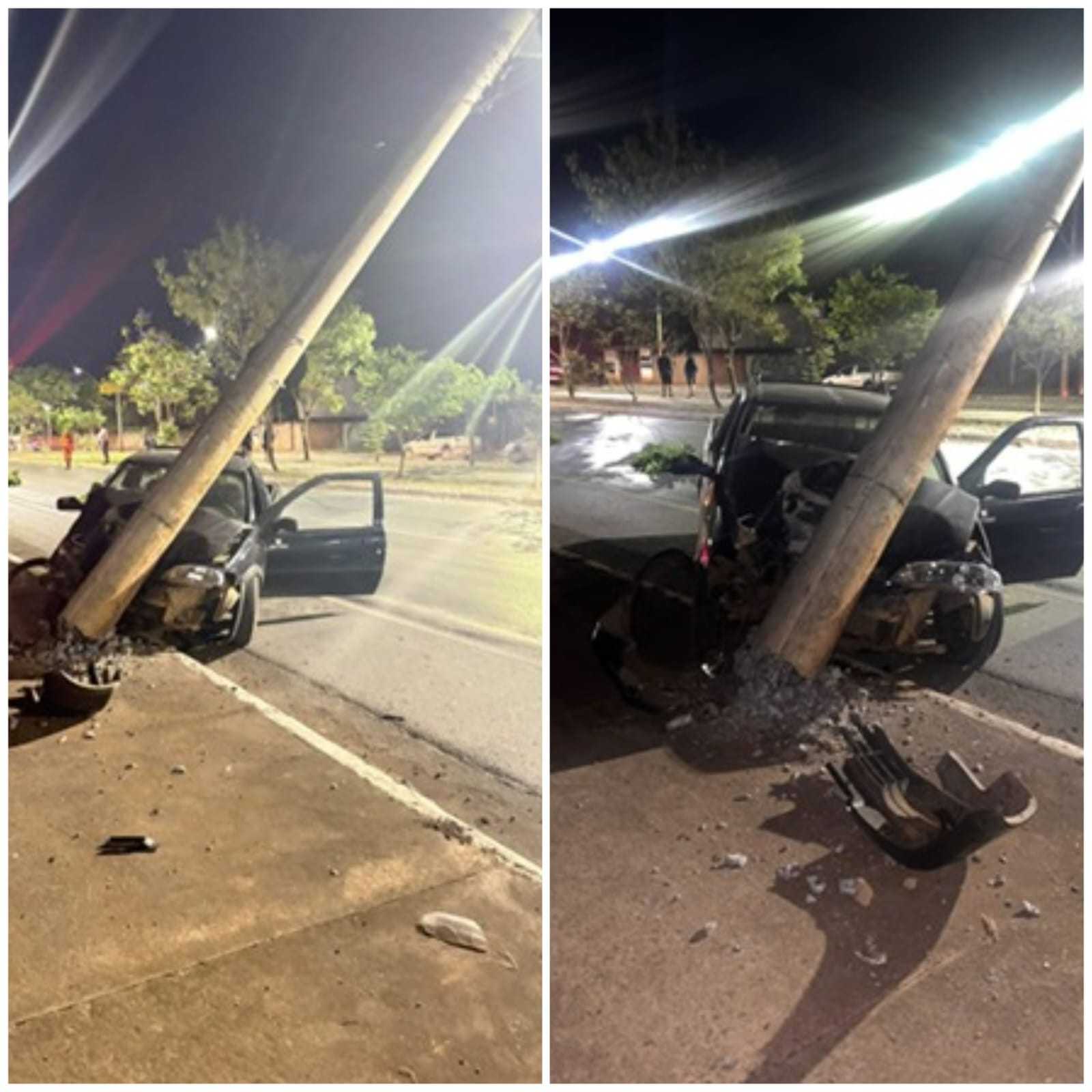 Acidente em Montes Claros: Motorista colide com poste e alega ter sido fechado por outro veículo