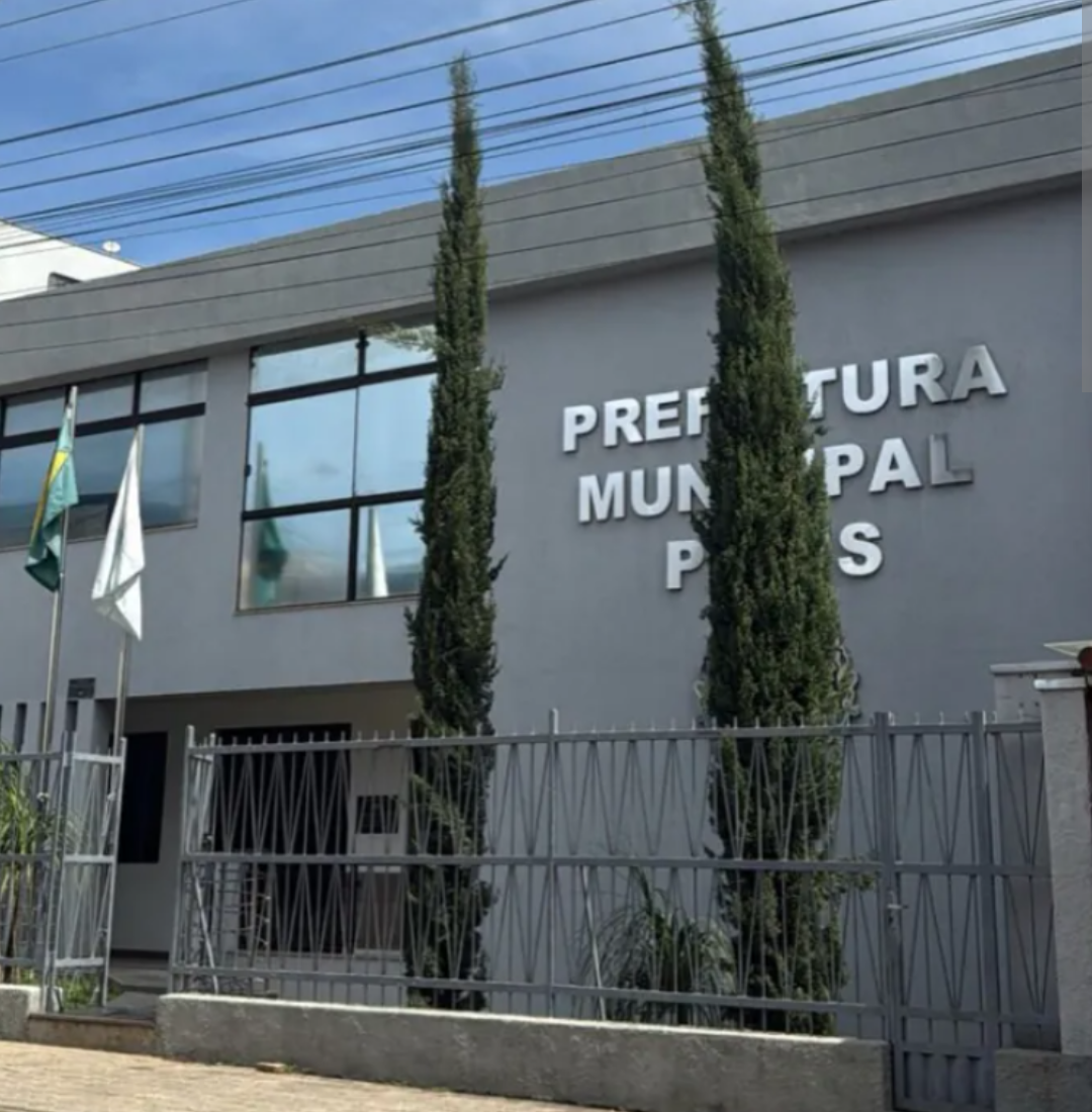 Prefeitura de Pains anuncia concurso público com 14 vagas e salários de até R$ 3,8 mil