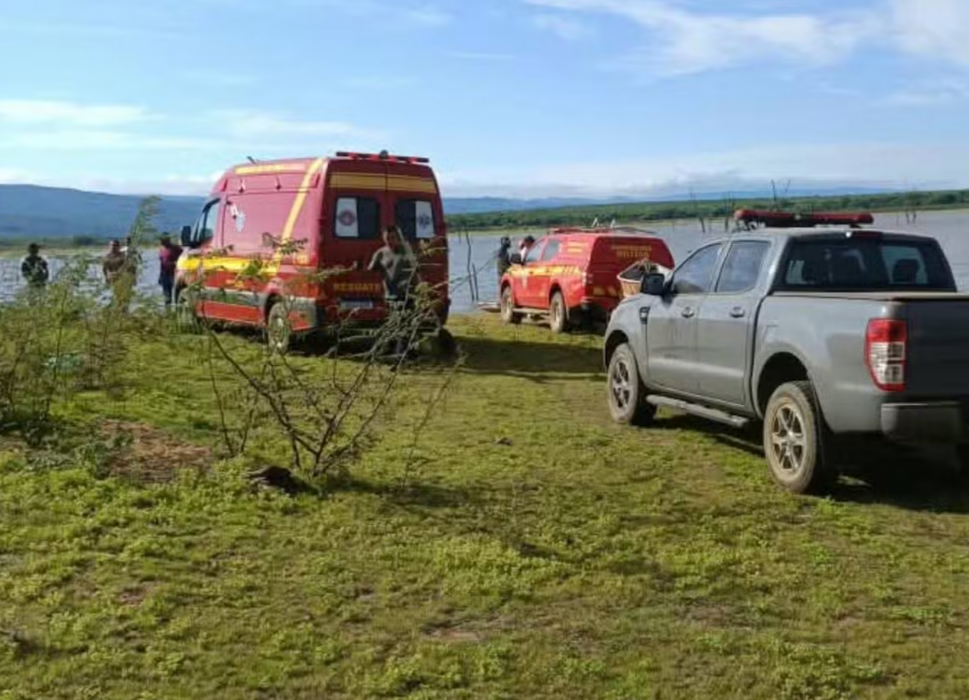 Corpo de adolescente desaparecido é encontrado após naufrágio em barragem de Bocaiuva