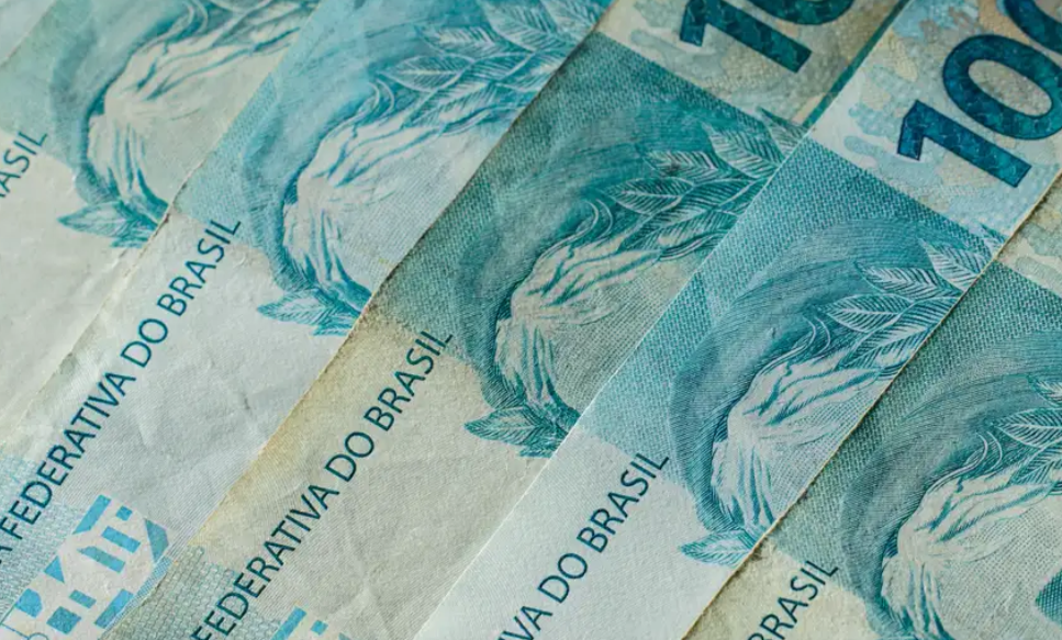 Prazo para empresas escolherem modelo do Simples Nacional encerra nesta sexta-feira