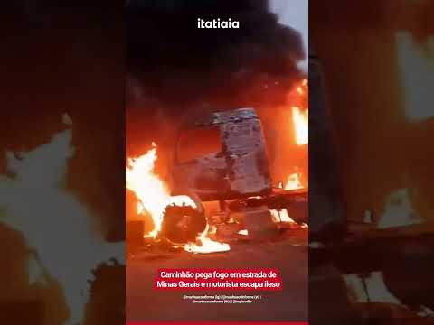 Caminhão pega fogo em São Francisco do Glória; motorista escapa ileso