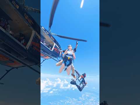 Relembre a aventura de paraquedismo "Skydiving"